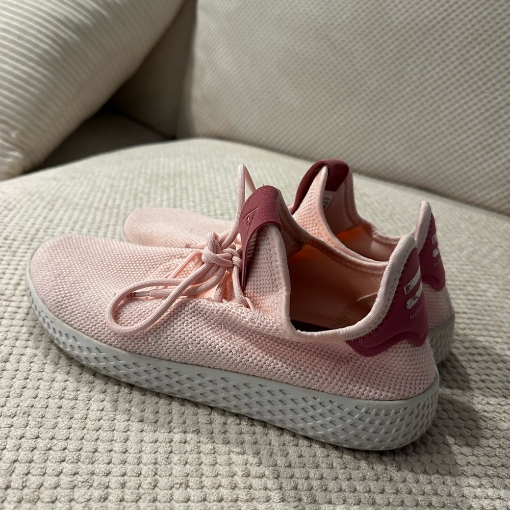 Pharrell Williams Pink Sneakers. Worn a couple times but still in great conditio
